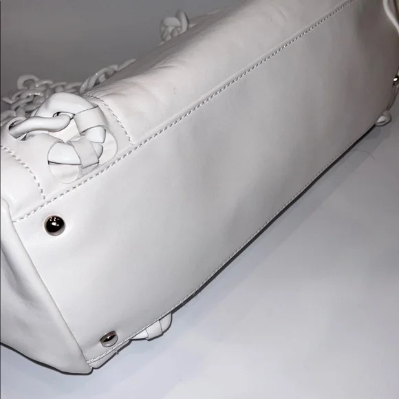 ❤️NWT CHANEL MODERN CHAIN RHODOID WHITE LEATHER TOTE BAG - Picture 6 of 15